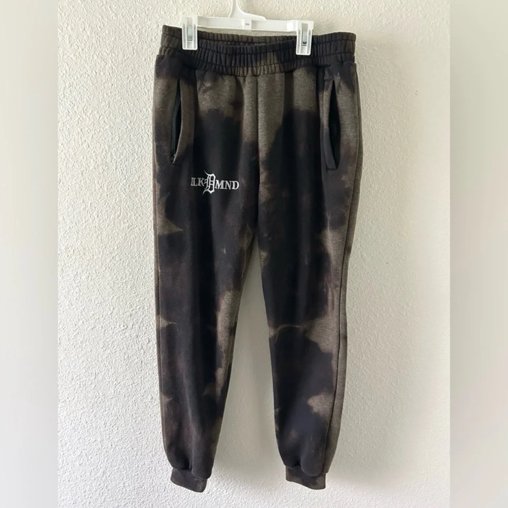 T-Crew Bleach Dyed Sweatpants – Size Large